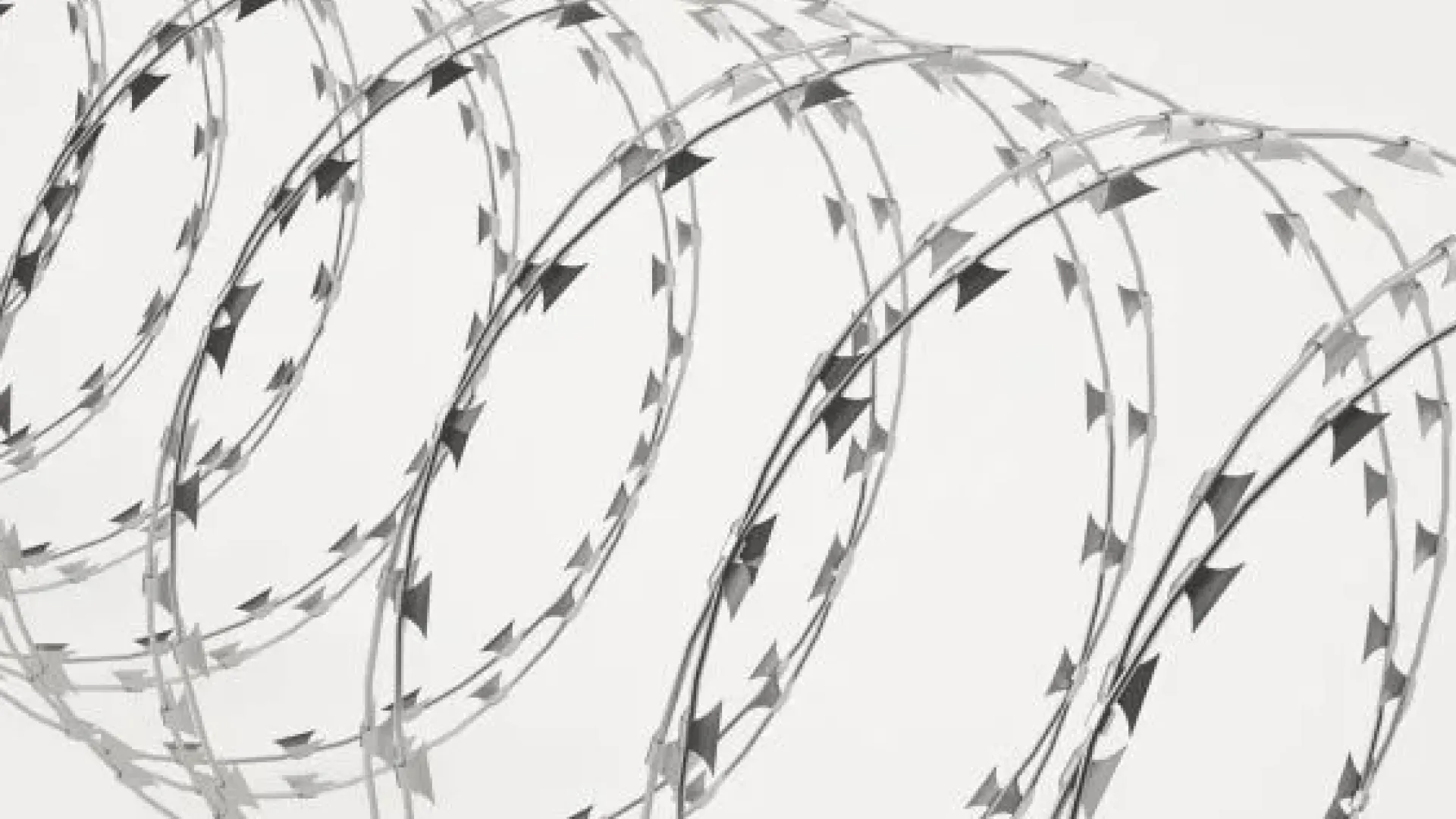 Колючая проволока, спиралевидная ОКС 980 мм 15 м СББ  75 шт ГОСТ 285-69